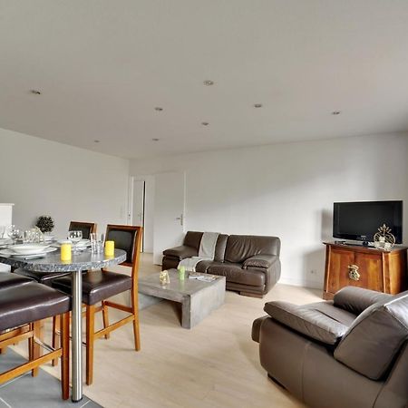 Chic Apart With Parking Appartamento Saint-Denis  Esterno foto